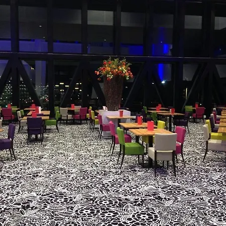 Отель Fletcher Wellness-hotel Лейден